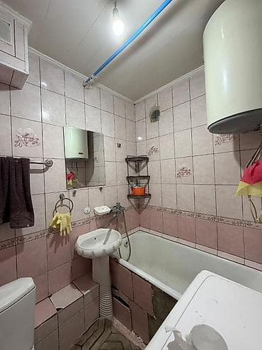 Продажа квартир: 3 комнаты, 58 м², 104 серия, 1 этаж, Старый ремонт — 2