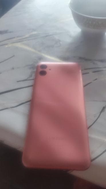 Samsung A10e, Б/у, 32 ГБ, цвет - Розовый, 2 SIM