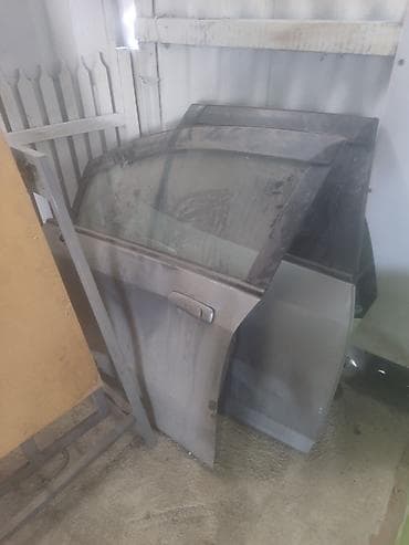 Унаа тетиктери: Багажниктин капкагы Honda, Оригинал — 3