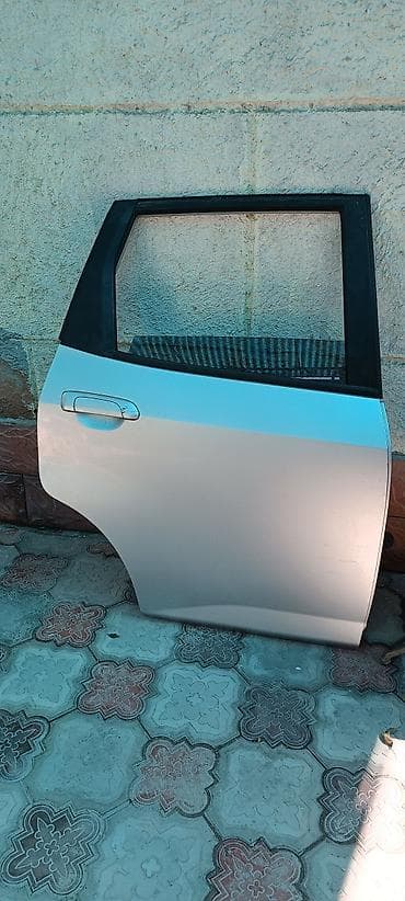 fit 2 2011: Дверь Задняя правая Honda, Новый, Оригинал — 2