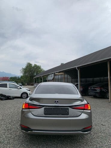авто в рассрочку минивэн: Lexus ES: 2020 г., 2.5 л, Автоматические, Бензин, Седан — 4