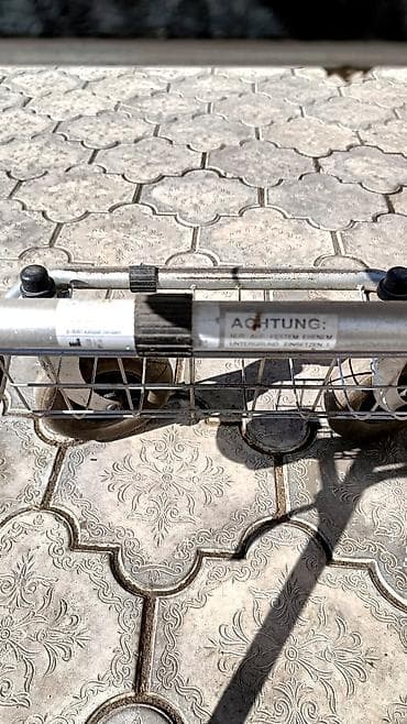 ремень для коляски: Роллатор (ходунки с колесами) с сиденьем и корзиной - Четырехколесная — 3