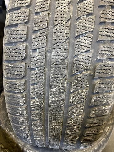 Зимние шины без шипов, комплект из 4 шт. Размер: 245/45 R19 Можно at lalafo.kg Зимние шины без шипов, комплект из 4 шт. Размер: 245/45 R19 Можно