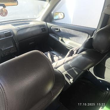 мазда 323 1992: Mazda 626: 1998 г., 2 л, Механика, Универсал — 4