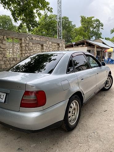 ауди 100 с: Audi A4: 1997 г., 1.8 л, Механика, Бензин, Седан — 6