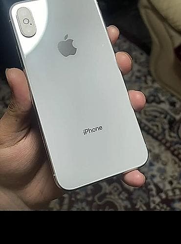 IPhone X, Б/у, 64 ГБ, Серебристый, Чехол at lalafo.kg IPhone X, Б/у, 64 ГБ, Серебристый, Чехол