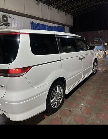 Honda Elysion: 2004 г., 2.4 л, Автомат, Газ, Минивэн