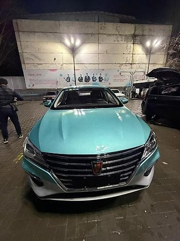 Roewe i5: 2022 г., Универсал — 5