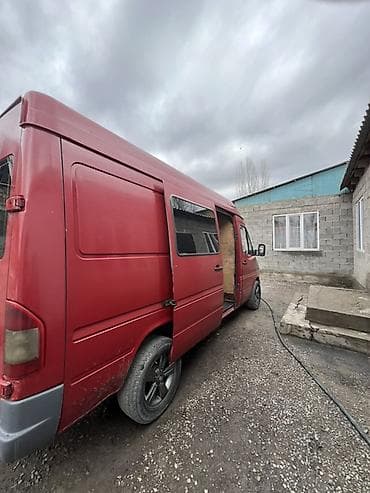 гидрач на спринтер: Легкий грузовик, Mercedes-Benz — 3