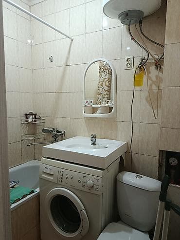 Сдаётся компактная студия с отдельным санузлом и кухней. Особенности