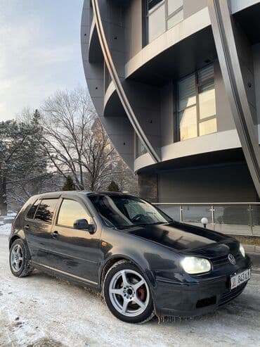 Volkswagen Golf: 1998 г., 1.8 л, Механика, Бензин, Хэтчбэк