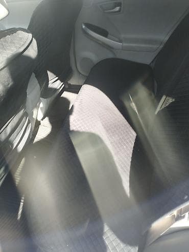 задний стоп приус: Toyota Prius: 2013 г., 1.8 л, Робот, Гибрид, Хэтчбэк — 8