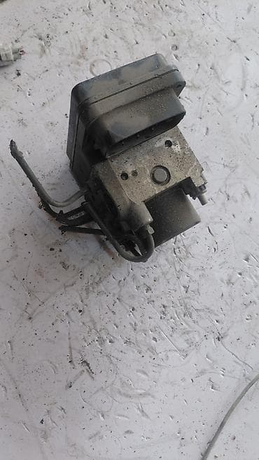 second tech: Блок ABS Toyota 2002 г., Б/у, Оригинал, Япония — 1