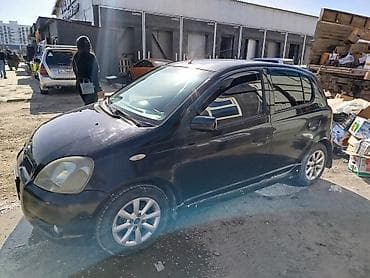 Toyota Yaris: 2001 г., 1.5 л, Механика, Бензин, Хэтчбэк