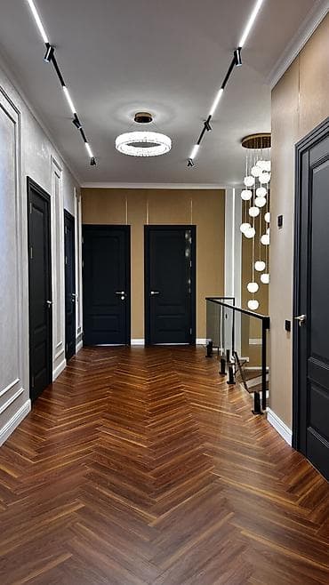 Үйлөр: 🏠 Продаётся 5-комнатный дом 165 м² с дизайнерским ремонтом, район — 4