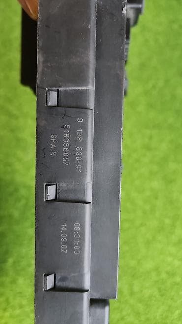 bmv e32: Блок предохранитель 9 138 —-830 Год 2007 В отличном состоянии, очень — 3