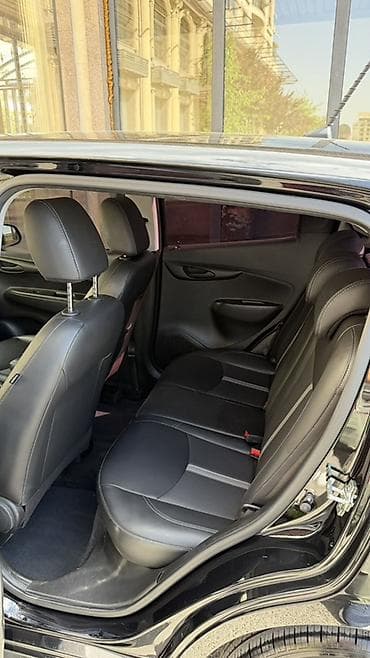 спри: Chevrolet Spark: 2019 г., 1 л, Автомат, Бензин, Хэтчбэк — 10