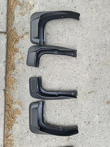 Автозапчасти: Брызговик Комплект Toyota — 1