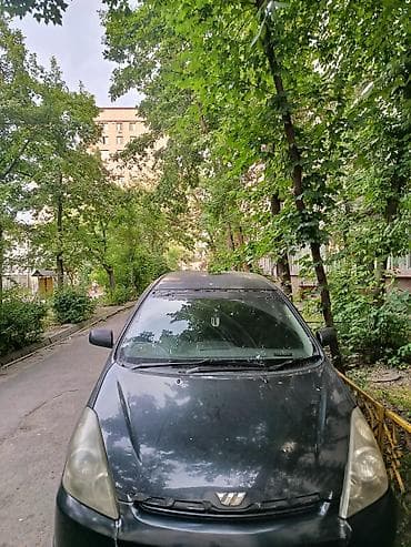 Toyota WISH: 2003 г., 1.8 л, Автомат, Бензин, Минивэн — 2