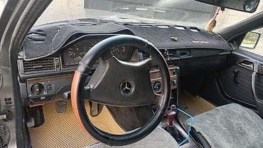 боз белер: Mercedes-Benz W124: 1991 г., 2.3 л, Кол менен иштөөчү, Бензин, Седан — 2