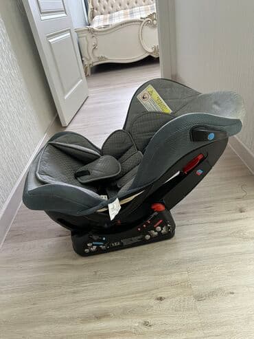 пользовались: Автокресло, цвет - Серый, Б/у — 1