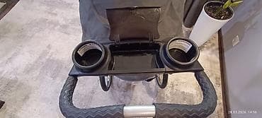 Прогулочная коляска-трансформер с тремя колесами