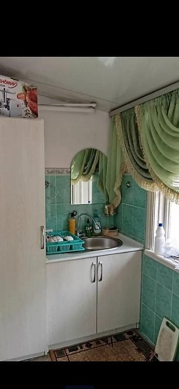 Дома: 65 м², 3 комнаты, Забор, огорожен — 4