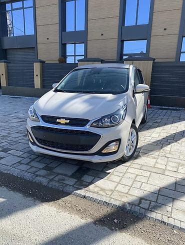 Chevrolet Spark: 2019 г., 1 л, Вариатор, Бензин, Хэтчбэк — 2