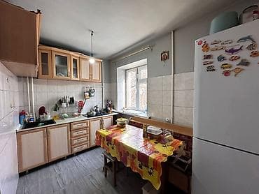 ош квартиа: 2 комнаты, 40 м², 3 этаж — 1