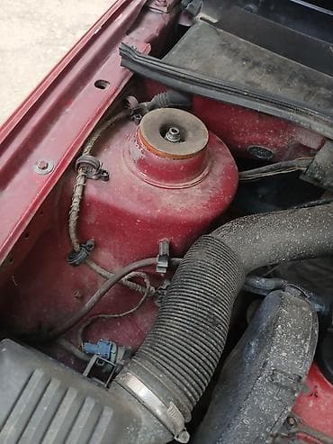 Volkswagen Golf III, 5‑дверный хэтчбек, красный цвет. Основные — 9