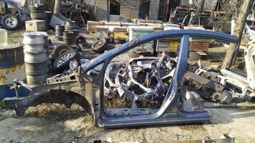 кузовные запчасти на тойоту бишкек: Toyota Prius 20 кузовная часть, Тойота Прадо 95 левый бок Передняя — 1