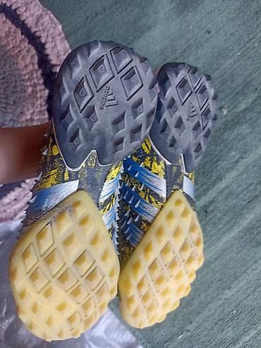 обувь 23 размер: Футбольные бутсы/сороконожки adidas Predator, лимитированная версия — 2