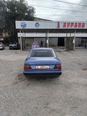 z pipe: Mercedes-Benz W124: 1987 г., 2.3 л, Механика, Бензин, Седан — 4