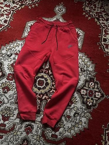 костюм черный: Мужской спортивный костюм, XS, Nike, Б/у, цвет - Красный — 1