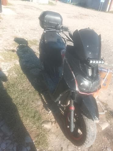 sprinter 516: Скутер с тюнингом и дополнительным о тоборудованием. Основные — 1