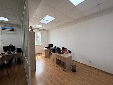 Аренда офисов, 40 м², 1 линия, С отдельным сан узлом — 3