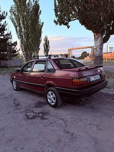 hongqi e: Volkswagen Passat: 1988 г. — 4