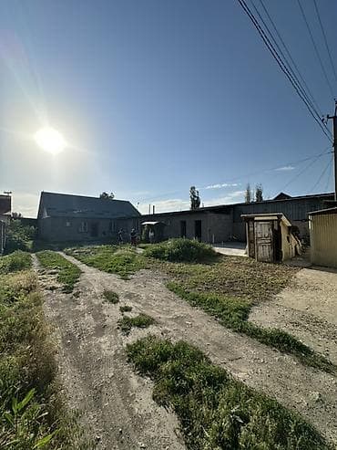 Продаётся участок 12 соток на первой линии в районе МТФ-2 На участке at lalafo.kg Продаётся участок 12 соток на первой линии в районе МТФ-2 На участке