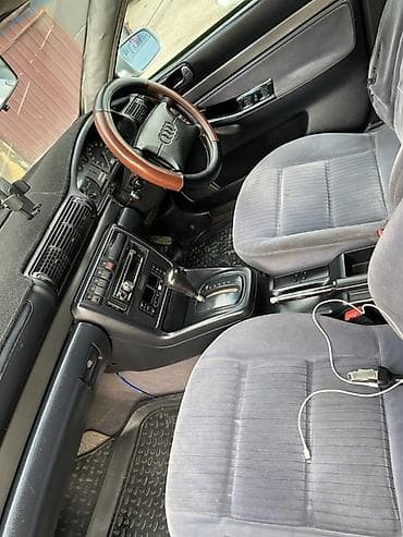 subaru legacy bp5: Audi A4: 1998 г., 1.8 л, Механика, Бензин, Универсал — 10