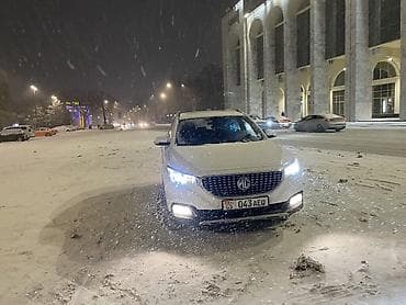 echo platz: MG ZS: 2019 г., 1.6 л, Автомат, Бензин, Кроссовер — 4
