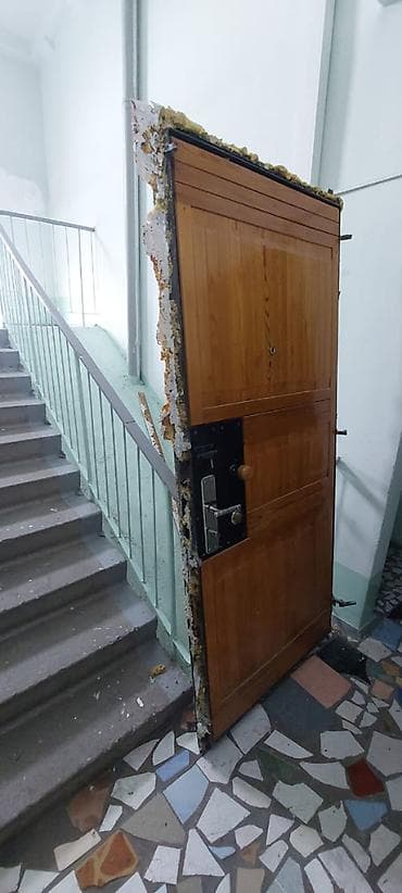 бронированные двери бу: Двери для домов и квартир, Бронированная — 3