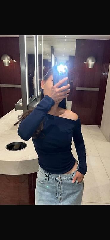 с открытыми плечами: Топ, Трикотаж, Ассиметричная модель, M — 1