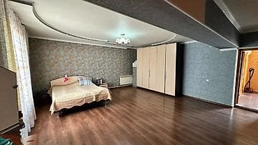 ул пушкина: 📍 ж/м Алтын Ордо 🔘5-комнатный 🔘Этажи 2 🔘225м² На продаже просторный — 3