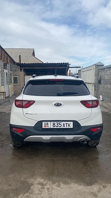 opel record: Kia Stonic: 2018 г., 1.6 л, Автомат, Дизель, Кроссовер — 4