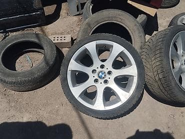 Комплект оригинальных литых дисков BMW с шинами. 225/40/18 - — 4