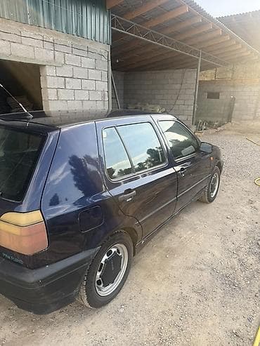 Транспорт: Volkswagen Golf: 1994 г., 1.6 л, Механика, Бензин, Хэтчбэк — 3