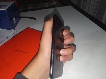 купить ipod touch 7: IPhone 7, Новый, 128 ГБ, Черный, Зарядное устройство, Чехол, 76 % — 7