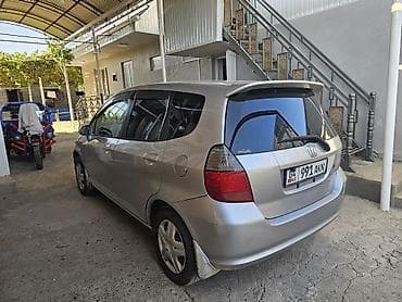 Honda Fit: 2003 г., 1.5 л, Автомат, Бензин, Хэтчбэк — 3