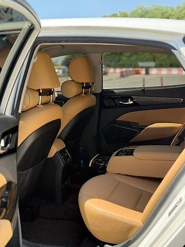 Kia K7: 2020 г., 2.4 л, Автомат, Седан — 8