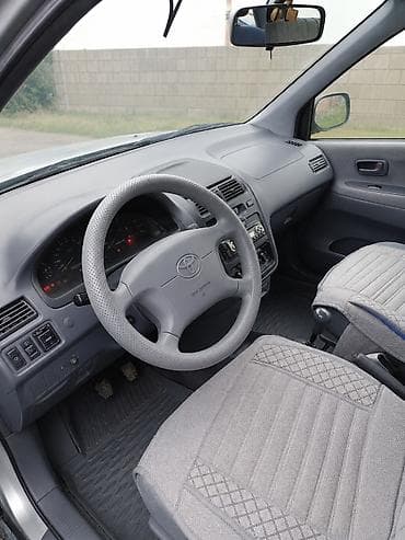 тоето пикник: Toyota Picnic: 1999 г., 2.2 л, Механика, Дизель, Минивэн — 5